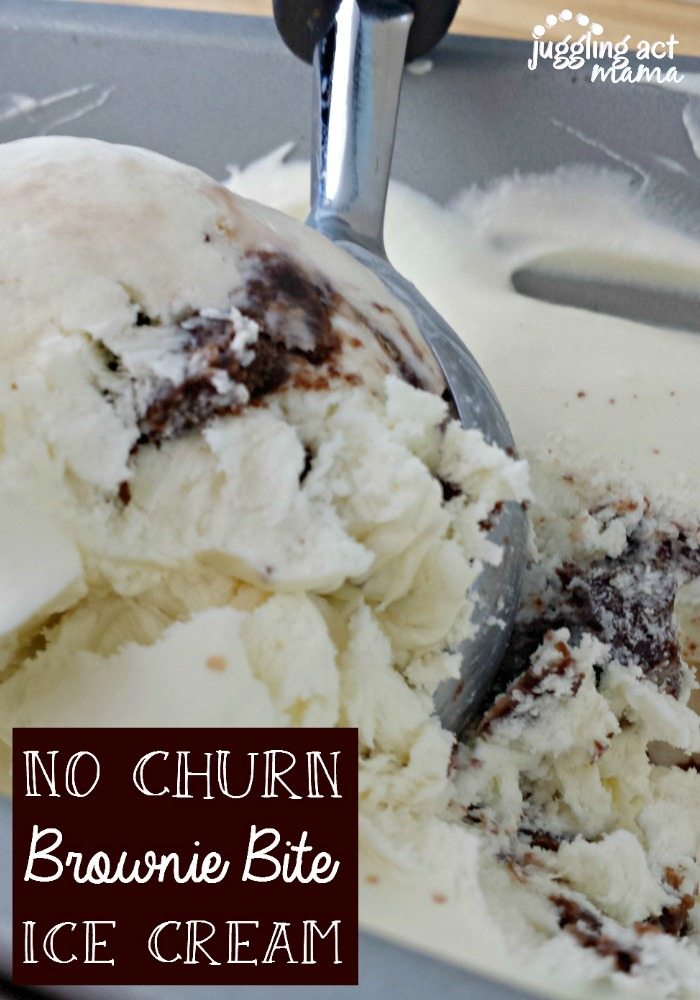 My no churn vanilla ice cream recipe has only 4 simple ingredients -no ice cream machine needed! Mix in brownies pieces or other ingredients. via @jugglingactmama