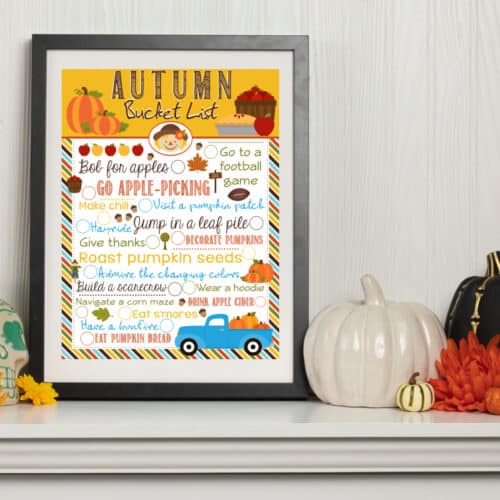 Autumn bucket list printable in a frame.