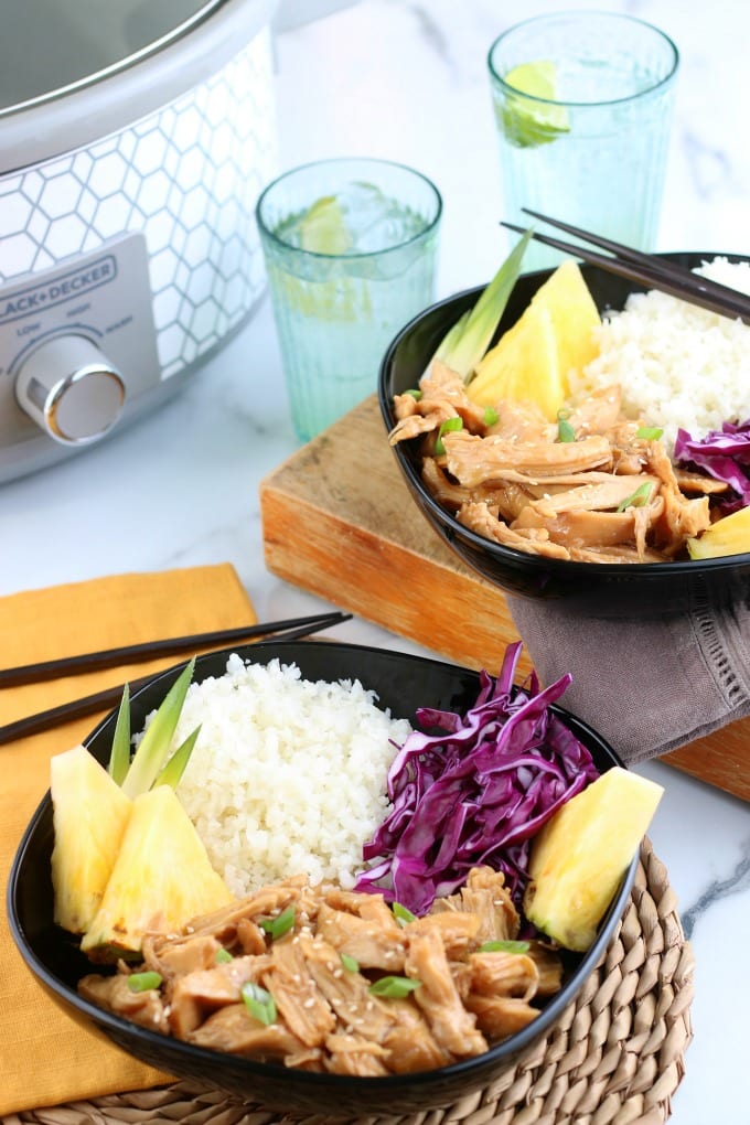 Crock Pot Teriyaki Chicken Recipe with easy garlic and ginger homemade teriyaki sauce is a recipe that's perfect for make-ahead meals and once a week cooking. via @jugglingactmama